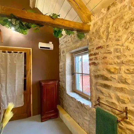 Le Nid Du Coq D'Or Location Appartement Domsure Exterior foto